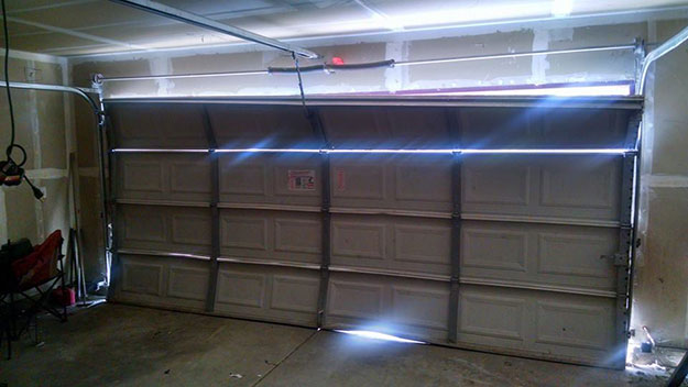 How To Fix Garage Door Cable - Garage Door Repair North HollywooD CA