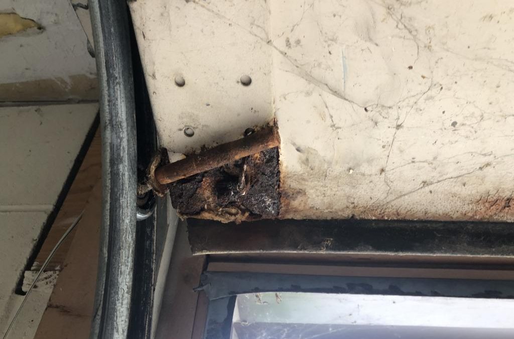 Garage Door Roller Replacement NorthHollywood