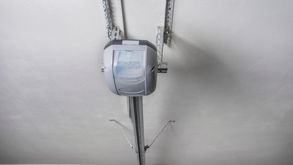 Garage Doors Openers Valley Village - Fixxed Garage Doors - What You Should Know About Garage Door Openers