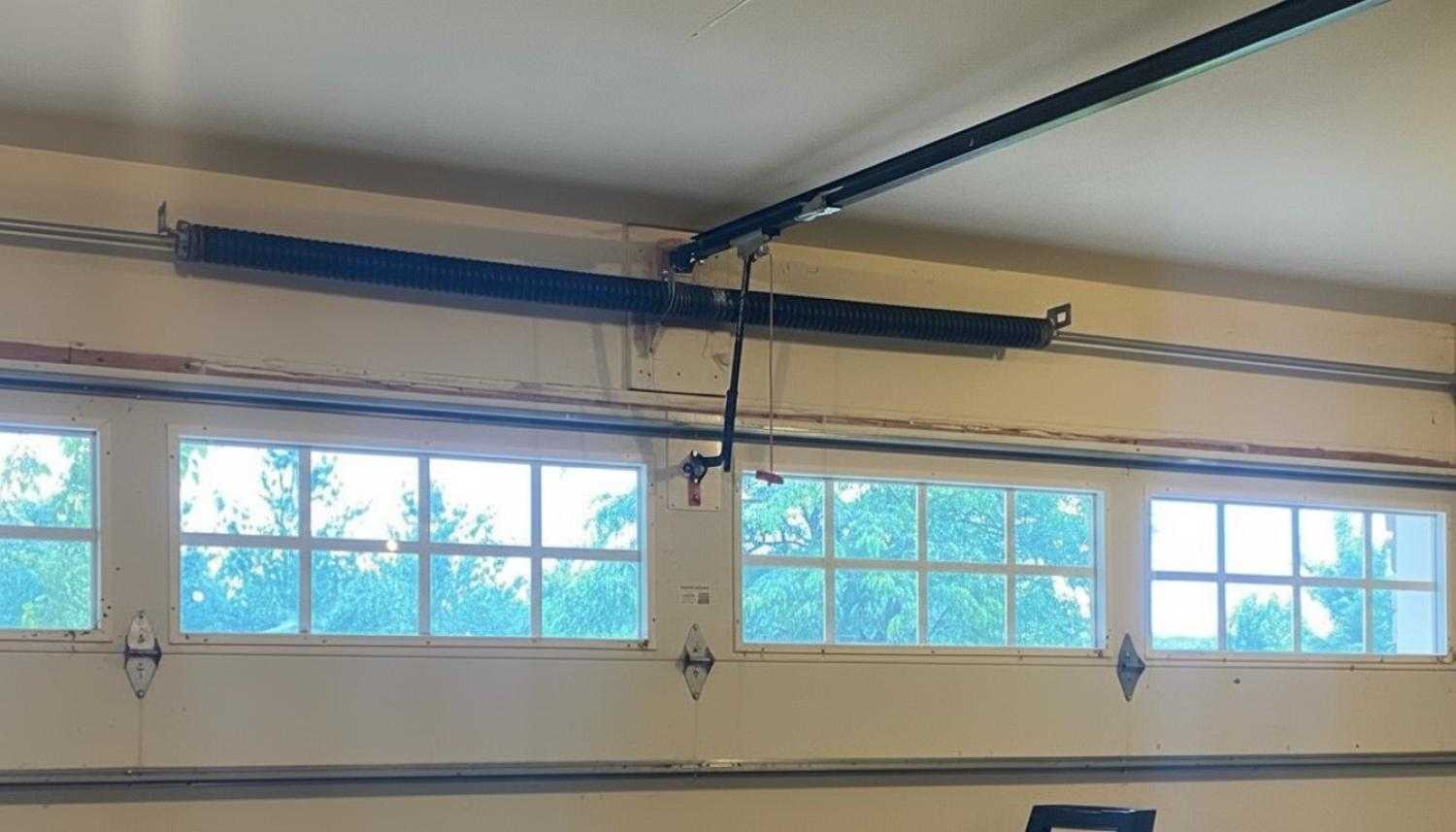 Garage Door Repair Wrightwood Dr, Studio City, CA