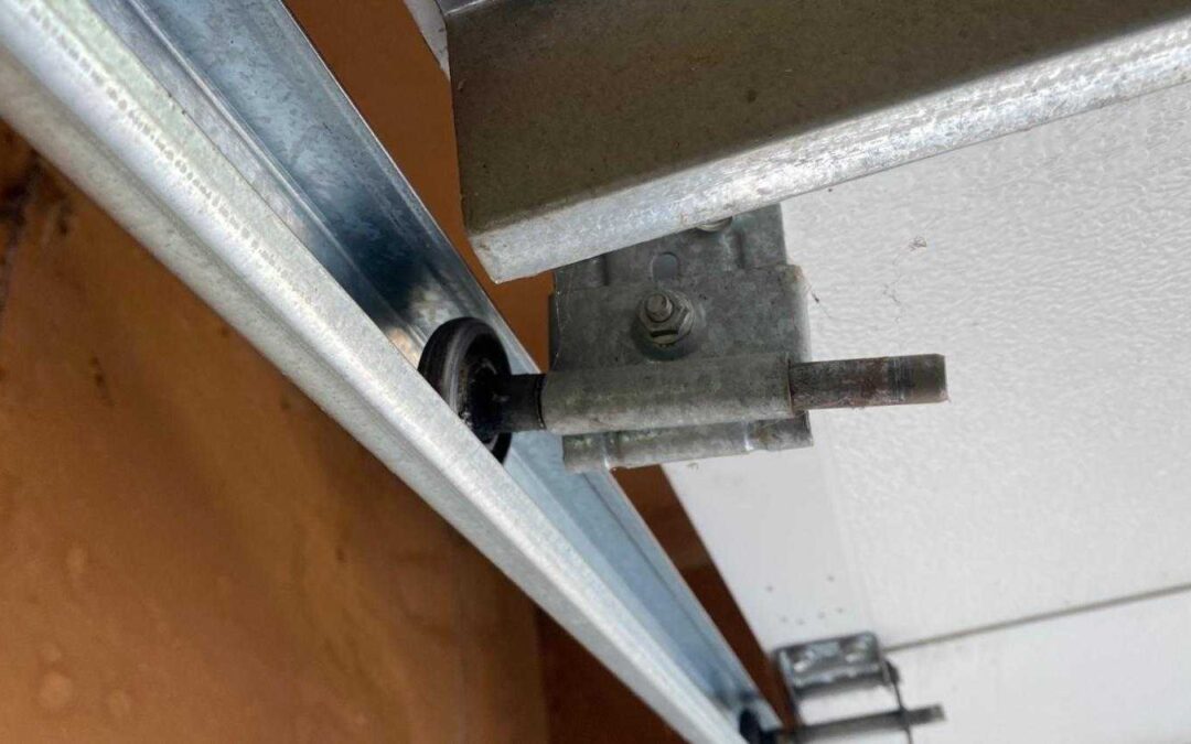 Garage Door Roller Repair Hartsook St, Valley Village, CA