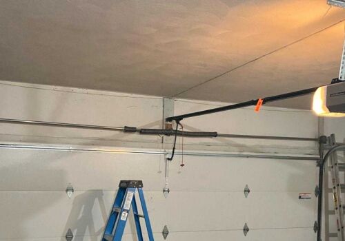 Residential Garage Door Repair N Keystone St, Burbank, CA